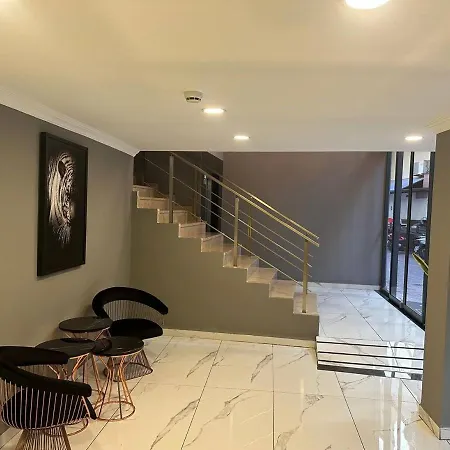Hotel Karikatuer Bi