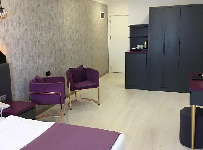 Hotel Karikatür Bi Alanya