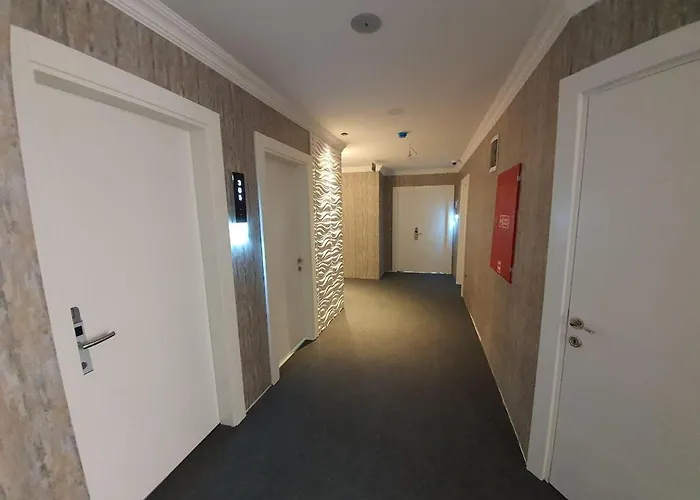 Hotel Karikatuer Bi Alanya