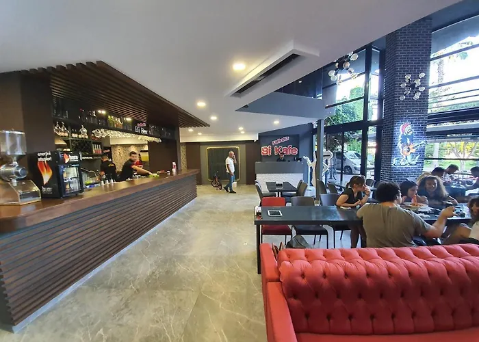 Hotel Karikatuer Bi 4*