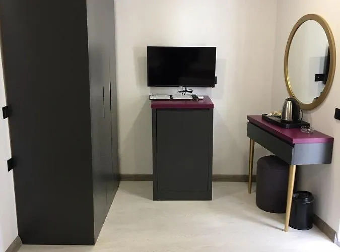 Karikatuer Bi Hotel Alanya